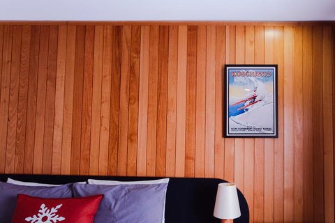 Thredbo Alpine Hotel - Holiday Adelaide 2