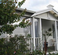 Three Chimneys Bed and Breakfast Boutique Guest House - Holiday Adelaide