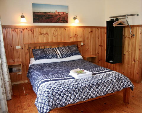 Tindoona Cottages - Holiday Adelaide 1