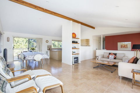 Tingira Drive 14A Bawley Point NSW - Holiday Adelaide 1
