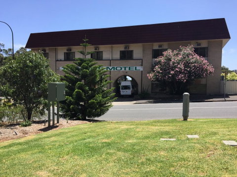 Tollgate Motel - Holiday Adelaide 0
