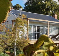 Toms Cottage - Wilgowrah -A Country Escape - Holiday Adelaide