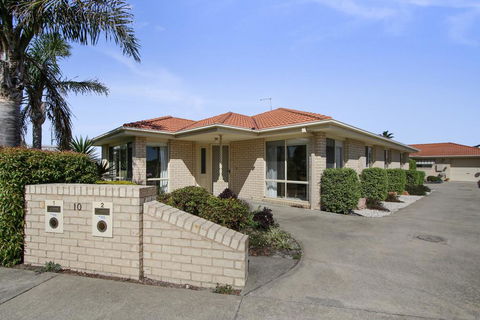 Tondo - Holiday Adelaide 1