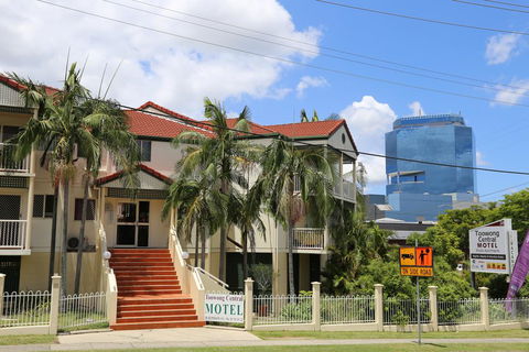 Toowong Central Motel Apartments - Holiday Adelaide 0