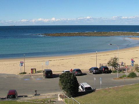 Toowoon Beach View 3br Villa 4 Just Steps To Beach With Views - Holiday Adelaide 0