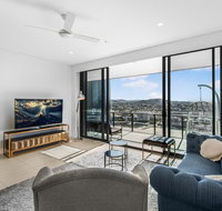 Top Floor 3 Bed Apartment with Million Dollar Views - Holiday Adelaide