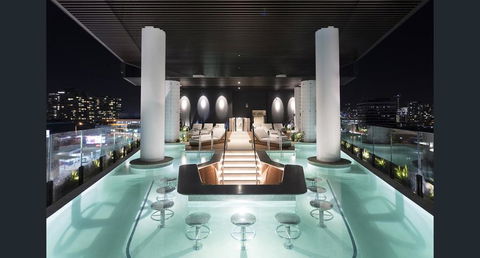 Top Level Envy- Views To Die For! - Holiday Adelaide 1