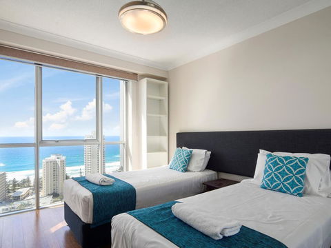 Towers Of Chevron - Private Apartments - Holiday Adelaide 3