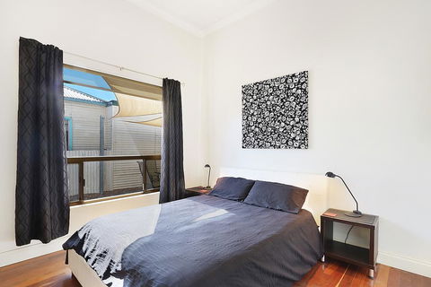 Townhouse 3 - Holiday Adelaide 3