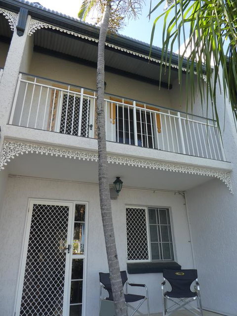Townsville Terrace - Holiday Adelaide 0