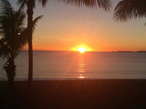 Townsville Seaside Apartments - Holiday Adelaide 3
