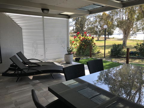 TREAT YOURSELF To Something Special! - Holiday Adelaide 3