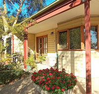 Treetops Hideaway - Holiday Adelaide
