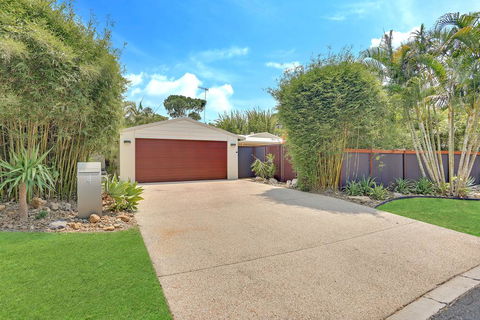 Tropical Oasis - Holiday Adelaide 1