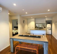 Two Brand New Bedrooms in the Sunlight Area - Holiday Adelaide