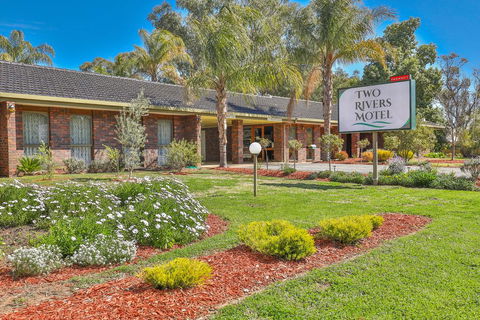 Two Rivers Motel - Holiday Adelaide 0
