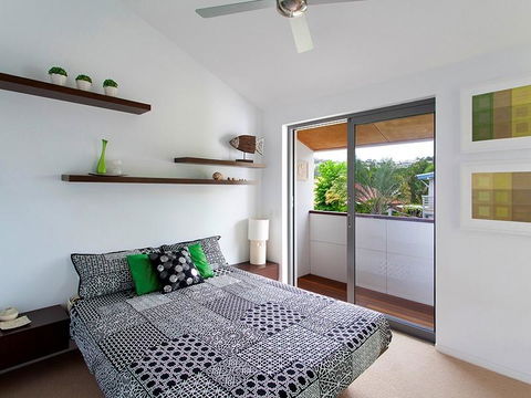 U3/27 Noosa Parade, Noosa Sound - Holiday Adelaide 2