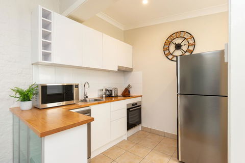 Ultimo 1 Bedroom House With Parking - Nice And Quiet - Holiday Adelaide 3