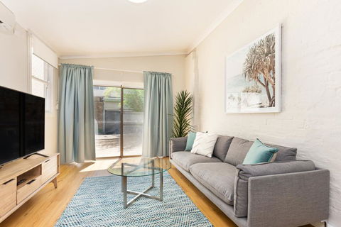 Ultimo 1 Bedroom House With Parking - Nice And Quiet - Holiday Adelaide 1