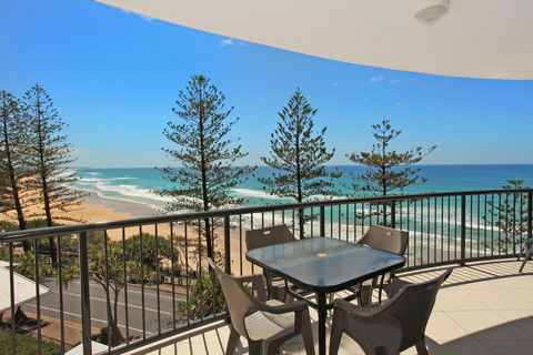 Unit 10, The Rocks, 1746 David Low Way, Coolum Beach - 500 BOND - Holiday Adelaide 1