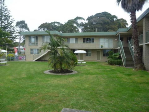 Unit 2 Breakaway Lodge - Holiday Adelaide 1