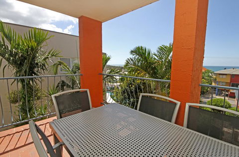 Unit 4, Cooltoro Court, 7 Frank Street Coolum Beach, 400 BOND, LINEN INCLUDED - Holiday Adelaide 0