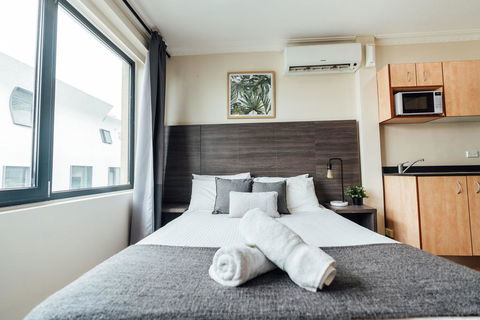 UNO Hotel Sydney - Holiday Adelaide 0