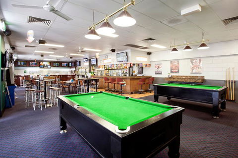 Upper Ross Hotel - Holiday Adelaide 3
