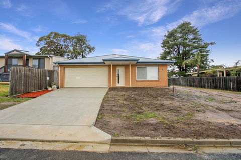 V & V Family Dream Away - Holiday Adelaide 2