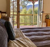 Valley Abode Large Studio Suite -private ensuite - Holiday Adelaide