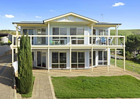 VALLEY VIEWS - 10 Valley Heights Drive - Holiday Adelaide 2