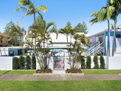 Ventura Beach Motel - 1 Bedroom Unit 9 - Holiday Adelaide 0