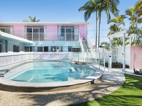 Ventura Beach Motel 2 Bed Poolside - Unit 1 - Holiday Adelaide 2