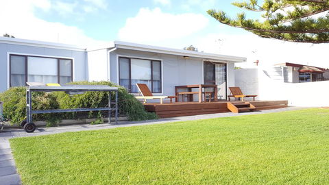 Vandy's Shack At Mount Dutton Bay - Ideal For Couples And Small Families - Holiday Adelaide 1