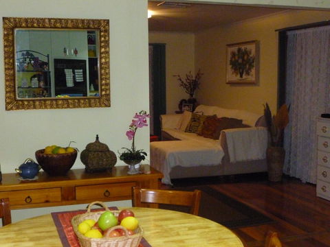 Vella Room - Holiday Adelaide 1