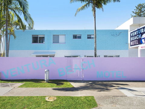 Ventura Beach Motel 2 Bedroom Poolside - Holiday Adelaide 2
