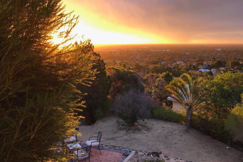 Vermillion Skies Holiday Accommodation - Holiday Adelaide 0