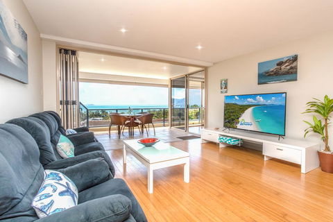 VIEWS ON ELSHEBY - Holiday Adelaide 0
