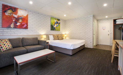 Villa Noosa Hotel - Holiday Adelaide 3