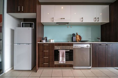 Vue Of The East End-Wifi - Netflix - Nespresso - Holiday Adelaide 3