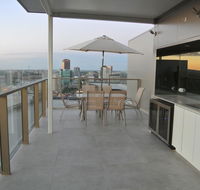 VUE Penthouse on King William - Holiday Adelaide