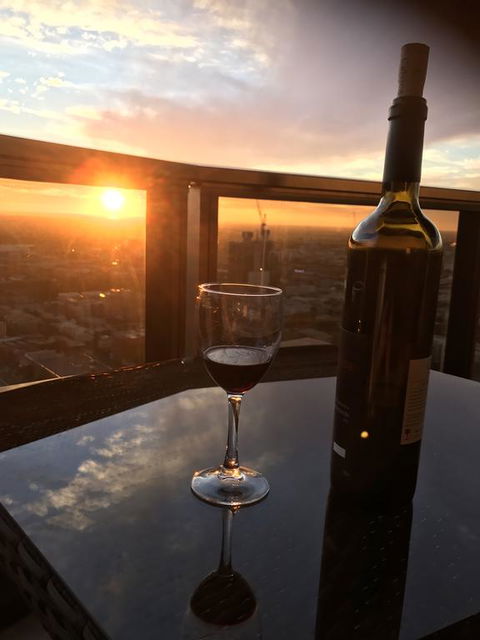 VUE Penthouse On King William - Holiday Adelaide 2
