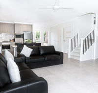 Wagga Apartments 5 - Holiday Adelaide