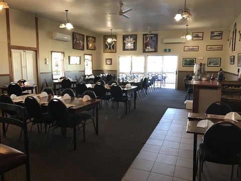 Wagon Wheel Motel - Holiday Adelaide 1