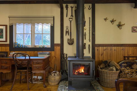 Walhalla Coach House - Holiday Adelaide 2