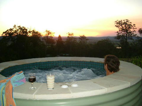 Wallaby Ridge Retreat - Holiday Adelaide 0
