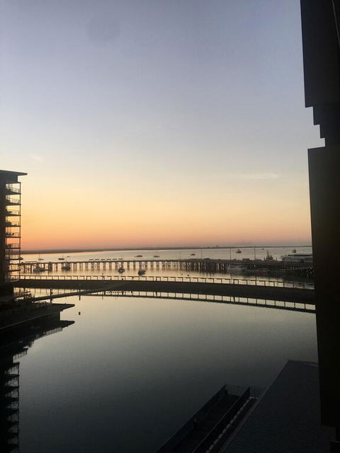 WATERFRONT DARWIN TROPICAL GEM - Holiday Adelaide 3