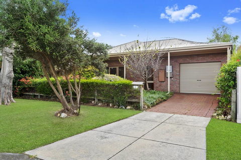 The Perfect Zone- SLEEPS 12 - Holiday Adelaide 3