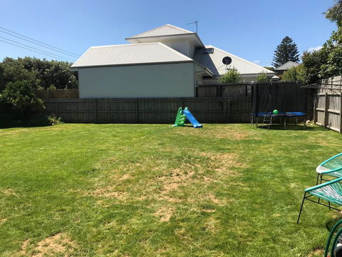 The Perfect Zone- SLEEPS 12 - Holiday Adelaide 10