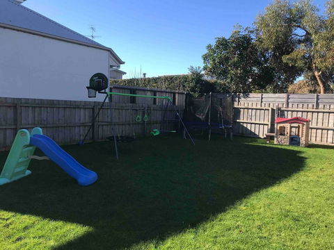 The Perfect Zone- SLEEPS 12 - Holiday Adelaide 5